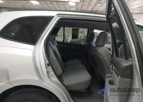 2012 Hyundai Santa Fe Gls z USA, uszkodzony, nr VIN 5XYZGDAB1CG123489